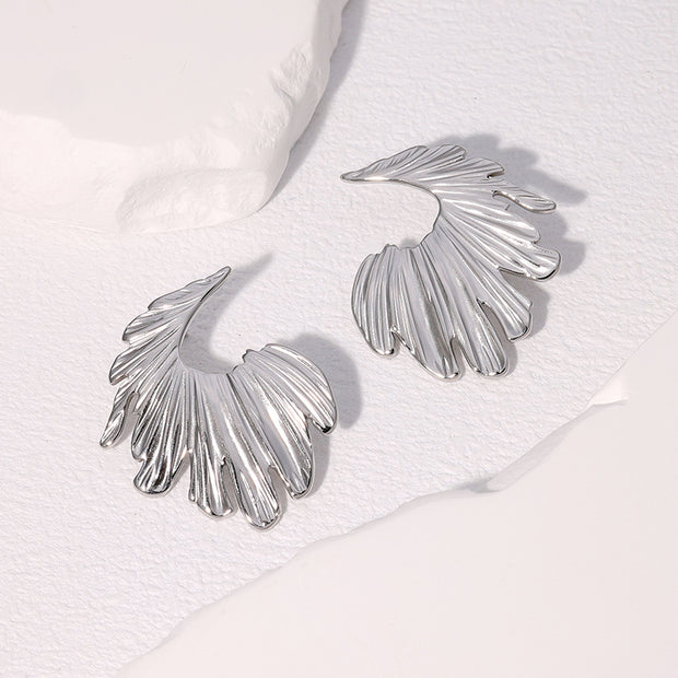 Personality High-grade Elegant Light Luxury Retro Minority Stainless Steel Studs